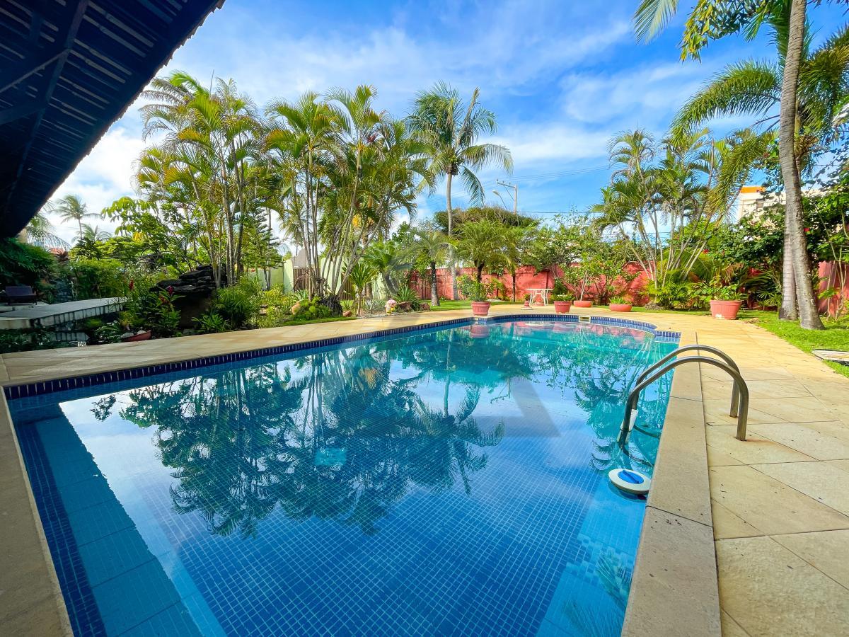 Casa, 5 quartos, 184 m² - Foto 2