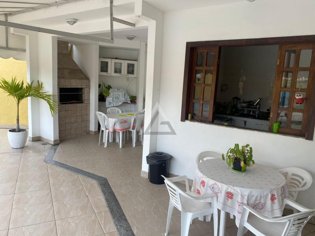Casa, 6 quartos, 350 m² - Foto 4