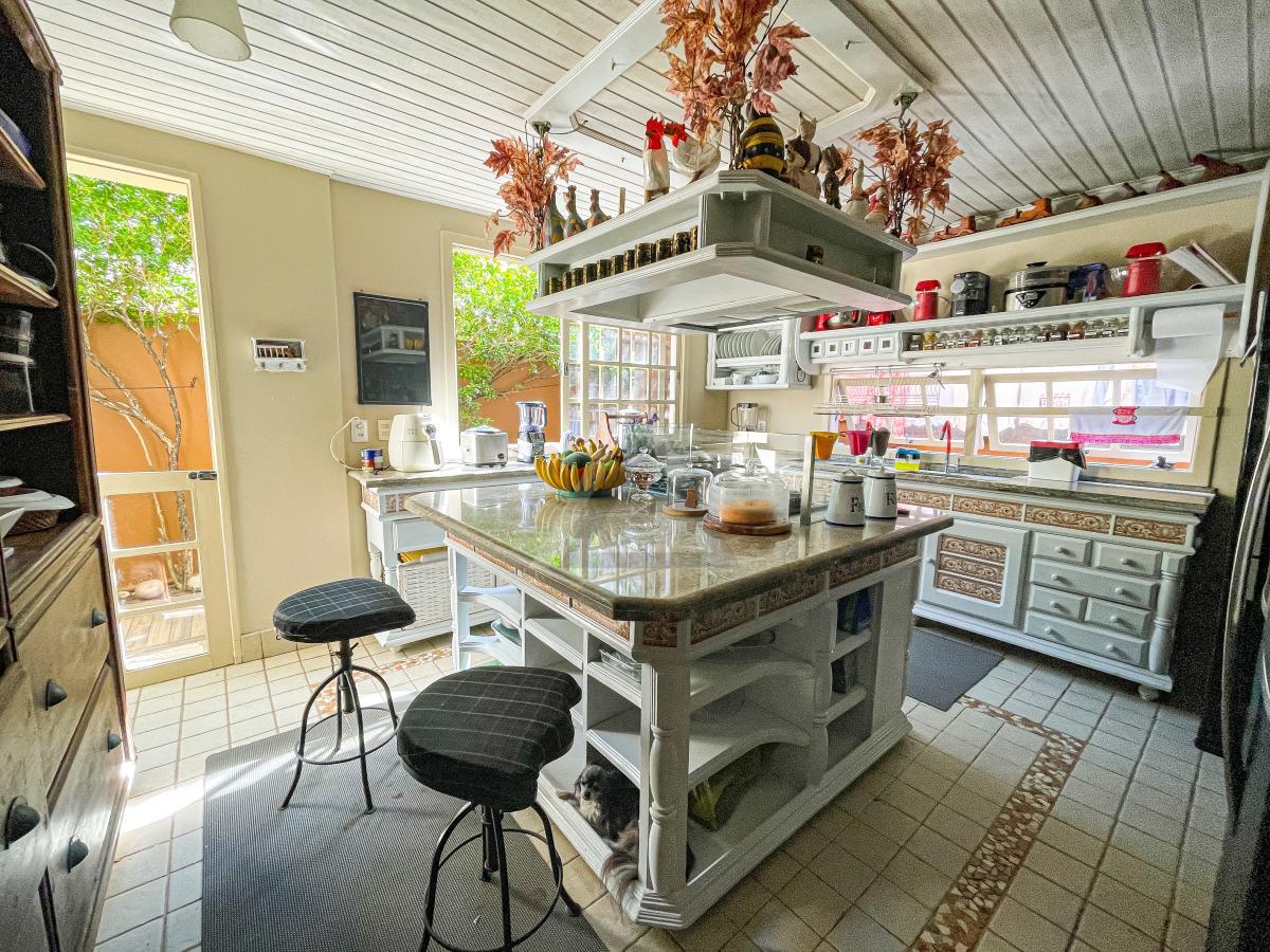 Casa, 7 quartos, 293 m² - Foto 23