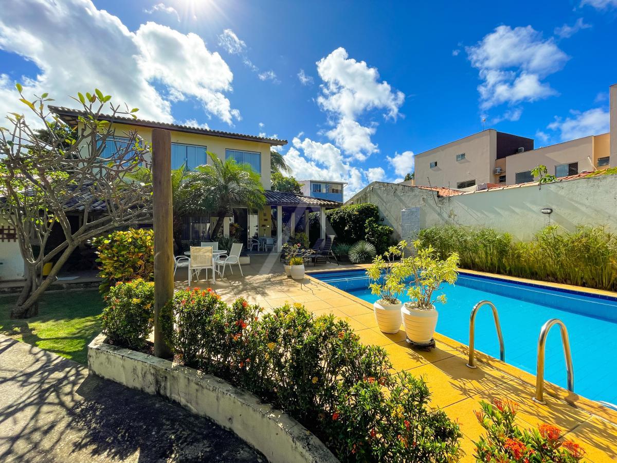 Casa, 4 quartos, 174 m² - Foto 1