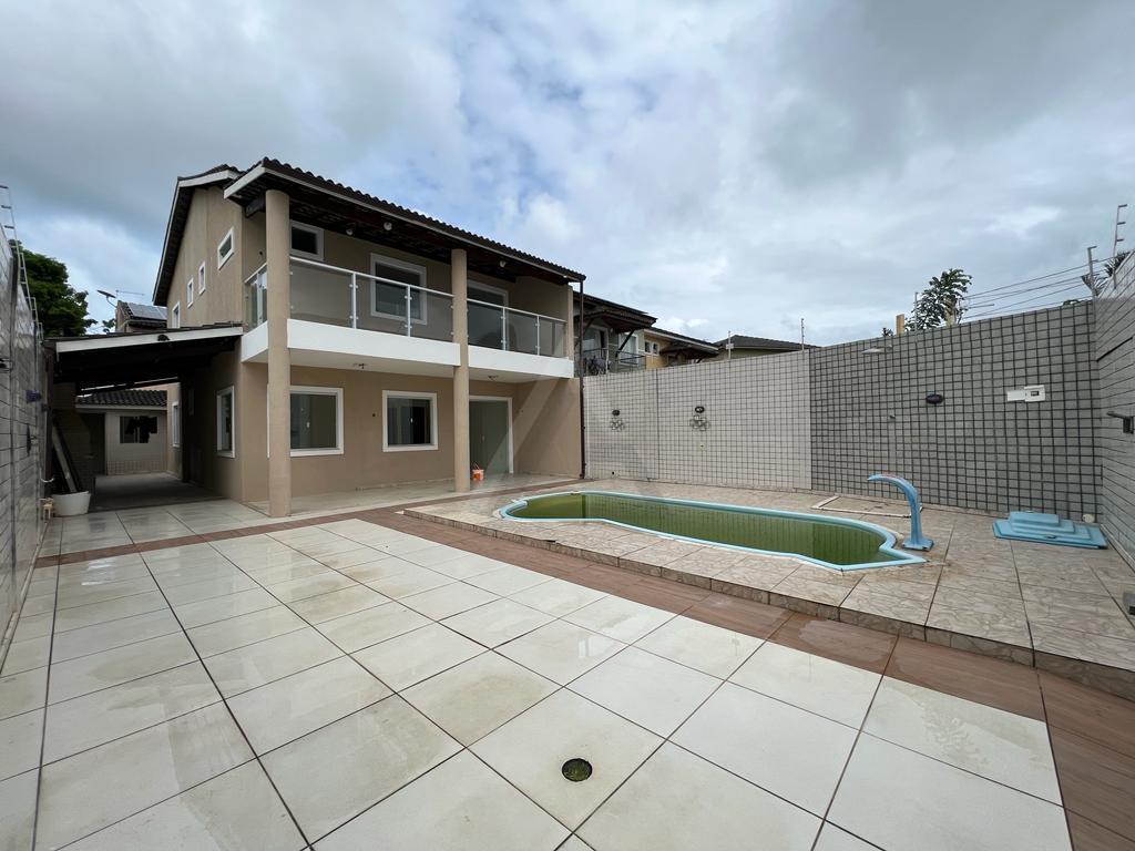 Casa, 4 quartos, 212 m² - Foto 1