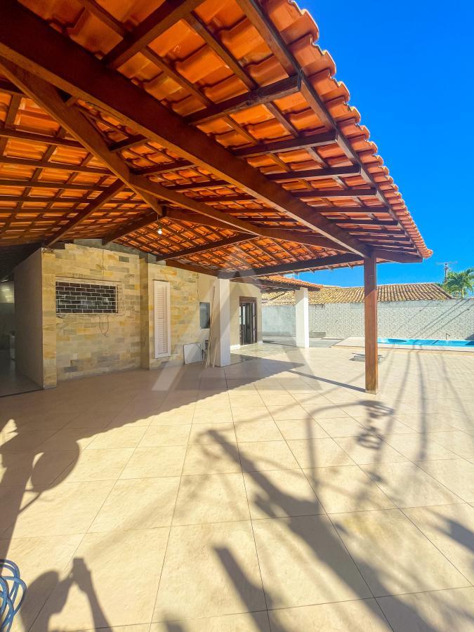 Casa, 4 quartos, 182 m² - Foto 2