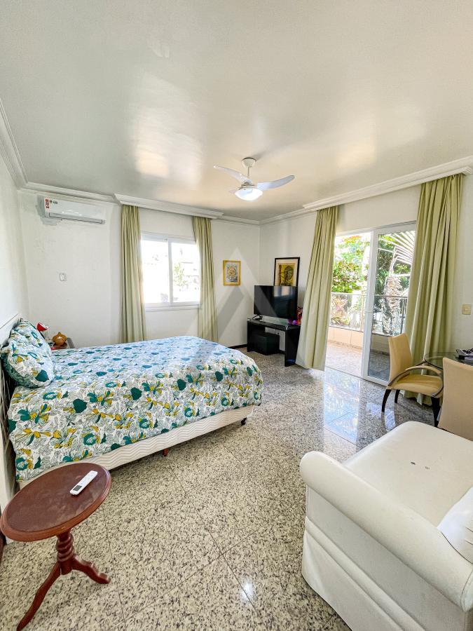 Casa, 6 quartos, 328 m² - Foto 29