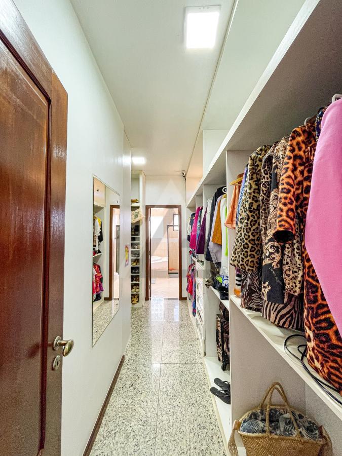 Casa, 6 quartos, 328 m² - Foto 32